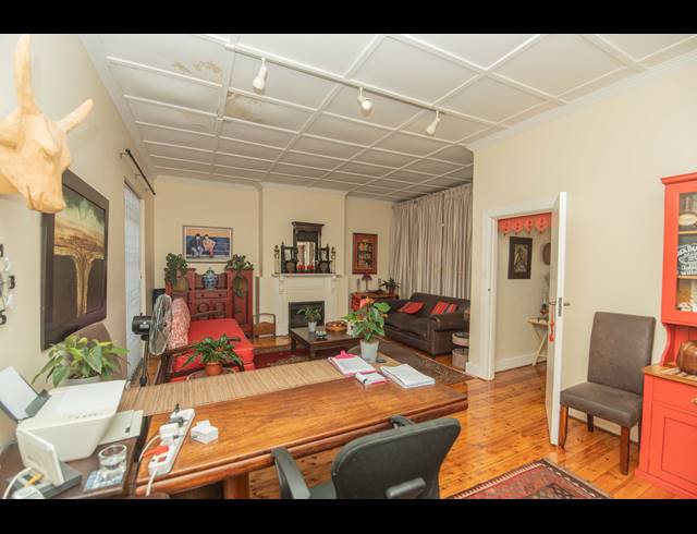 5 BEDROOM HOUSE FOR SALE IN ST GEORGES PARK